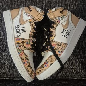 Stylish High-Top Sneakers -Bettles